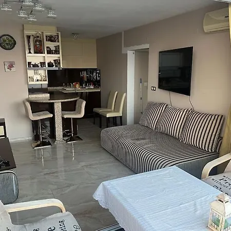 Apartment Sea Front Terrace 1 Bedroom Apt *