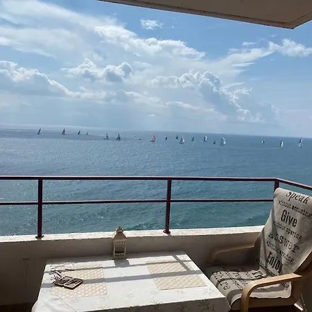 Sea Front Terrace 1 Bedroom Apt Lejlighed